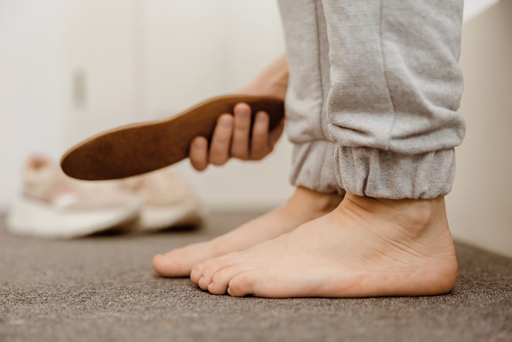 flat feet diagnosis subject for Plantar Fasciitis Treatment in Burbank